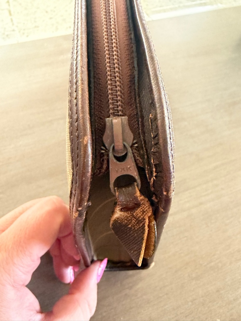 Vintage Burberry Clutch - Picture 10 of 10